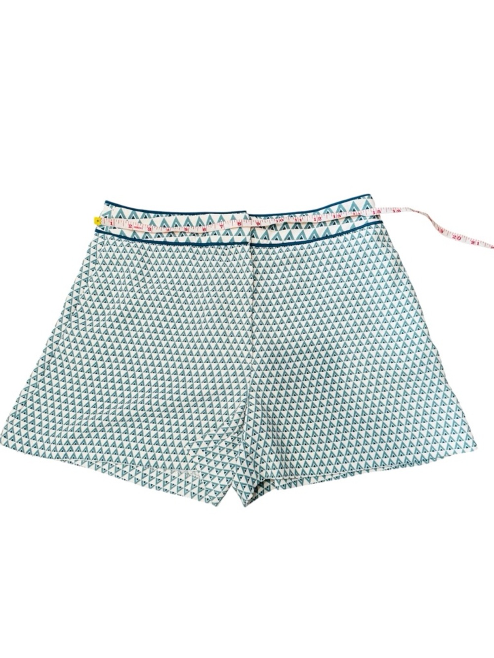 H&M Teal Geometric Print Tailored Shorts High Waist Flat Front Size 8 EU 38 - Picture 8 of 10